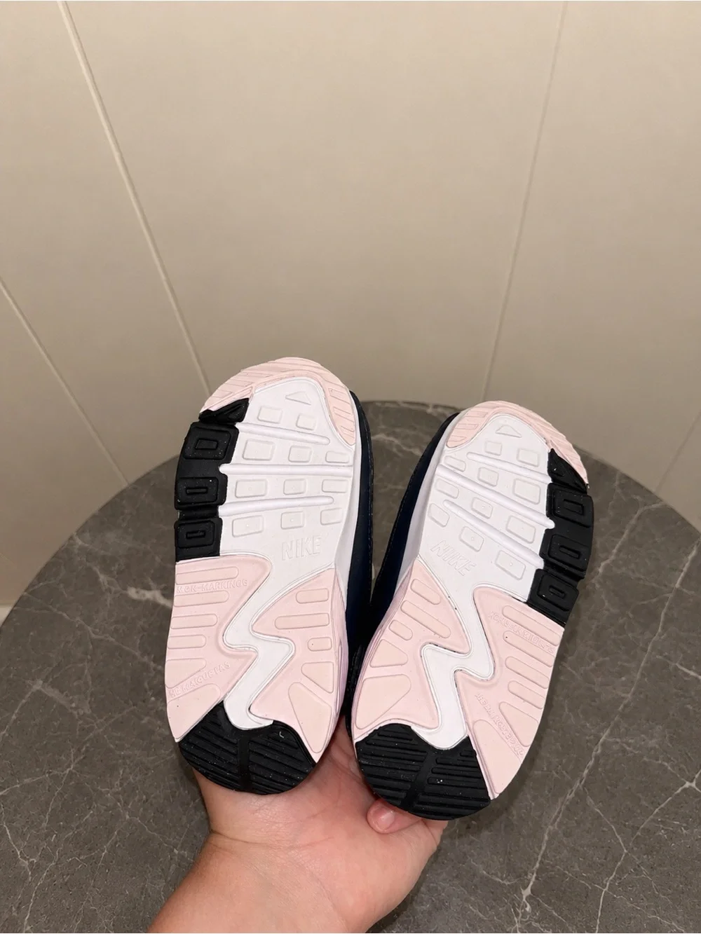 Nike Air Max 90 Unisex Kids 6C Toddler Shoes